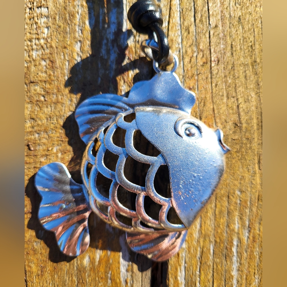 "Go Fish" Long Necklace - Picture 2 of 2